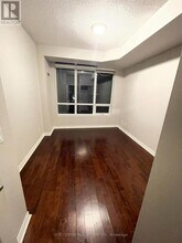 388-1388 Prince of Wales Dr in Mississauga, ON - Building Photo - Building Photo