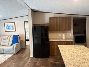 380 Granger Hightower Ln in Monticello, FL - Building Photo - Building Photo