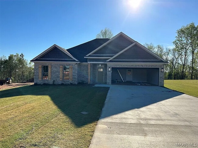 property at 413 Tallahatchie Dr