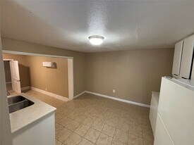 7314 Navigation Blvd in Houston, TX - Building Photo