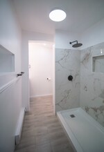 1260 5th Ave in Troy, NY - Foto de edificio - Building Photo