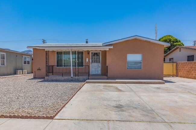 property at 1308 Mountain View Ave