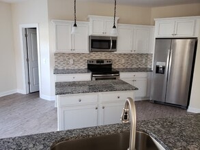 9 Swamp White Oak Dr in Bluffton, SC - Building Photo - Building Photo