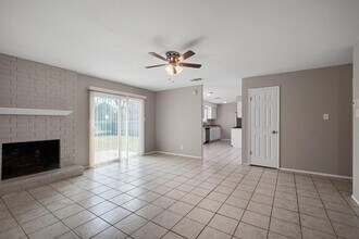 815 Pack Saddle Pass in Round Rock, TX - Building Photo - Building Photo