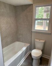 1615 Morehead Ave in Fayetteville, NC - Building Photo - Building Photo