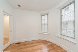 34 Saint Germain St, Unit 1 in Boston, MA - Foto de edificio - Building Photo