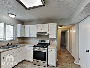 888 Riggsby Rd in Galloway, OH - Building Photo - Building Photo