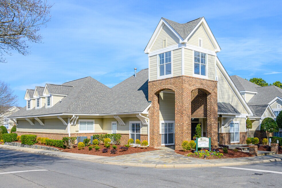 Mallard Creek Apartments Charlotte, NC Apartments For Rent