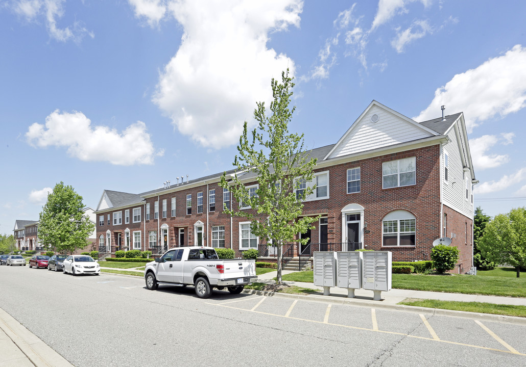 Stratford Village in Sterling Heights, MI - Building Photo