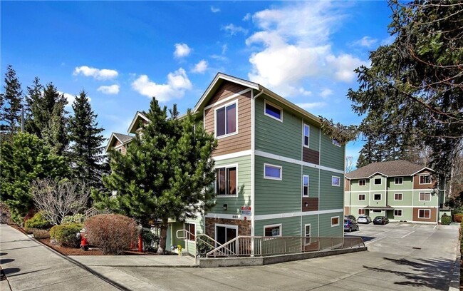 664 Telegraph Rd in Bellingham, WA - Building Photo - Building Photo