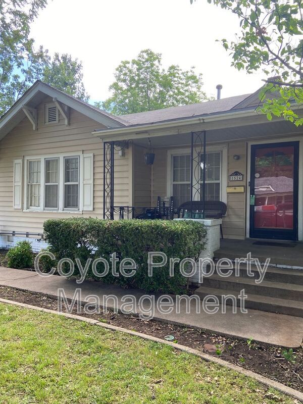 property at 1524 S Jamestown Ave