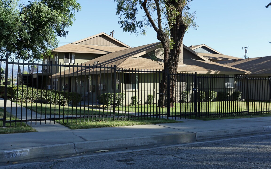 2177 Guthrie St in San Bernardino, CA - Building Photo