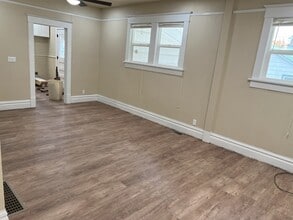 808 2nd Ave W, Unit #1 Main in Kalispell, MT - Foto de edificio - Building Photo