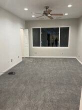 1638 N Washtenaw Ave in Chicago, IL - Foto de edificio - Building Photo