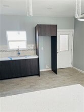 12 S Xanthia St in Alton, TX - Building Photo - Building Photo