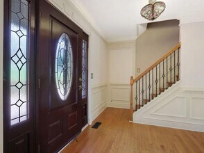 6963 Whispering Oaks Ct in Stone Mountain, GA - Building Photo - Building Photo