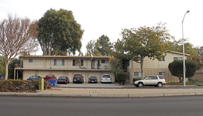 36880 Newark Blvd in Newark, CA - Building Photo - Building Photo