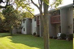 Center Street Apartments in Hartford, MI - Building Photo - Building Photo