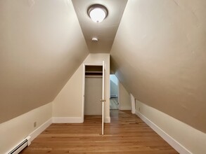 189 Beacon St, Unit 3 in Somerville, MA - Building Photo - Building Photo