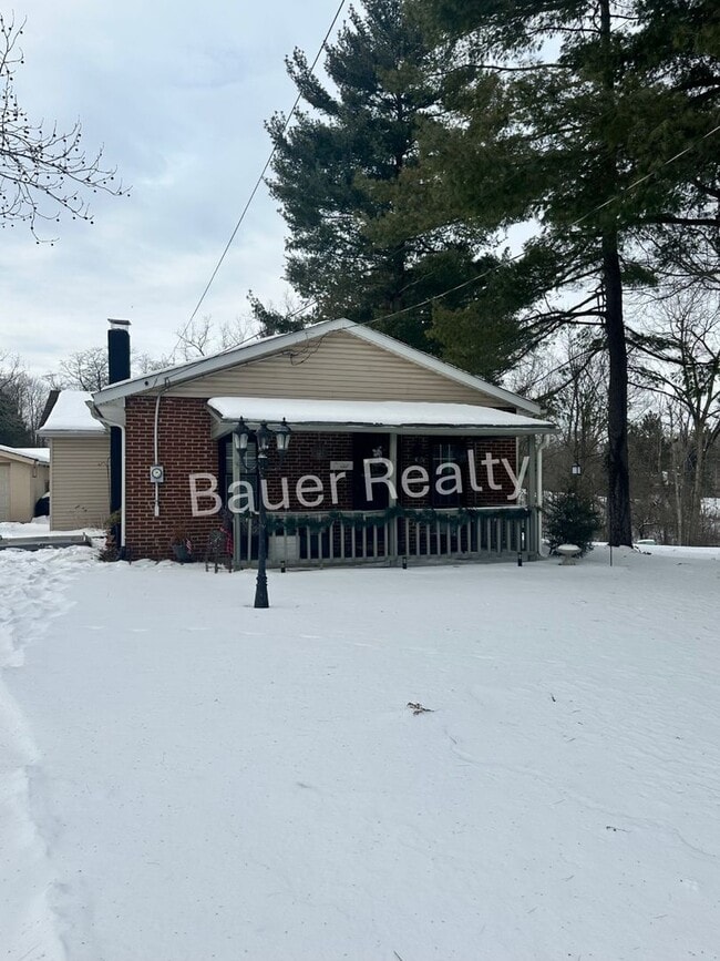 property at 1520 Co Rd 995