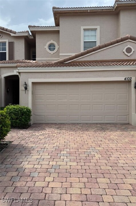 4102 Cherrybrook Loop in Ft. Myers, FL - Building Photo