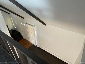 620 E Lincoln Ave, Unit 9 in Royal Oak, MI - Building Photo - Building Photo