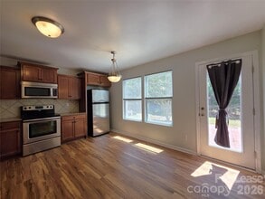 6142 Salamander Run Ln in Charlotte, NC - Building Photo - Building Photo