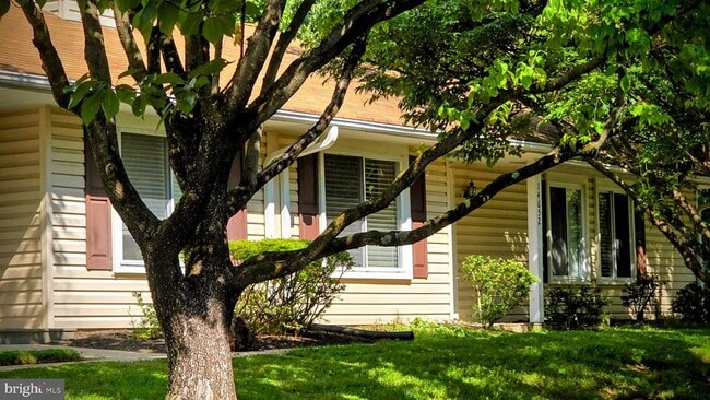 property at 14652 Kelmscot Dr