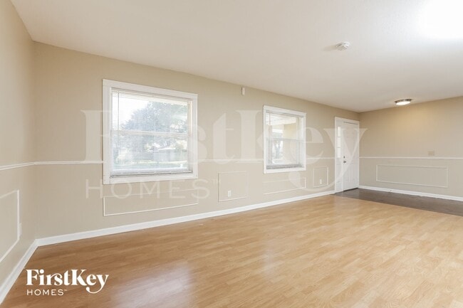 240 Donegal Ave in Lake Mary, FL - Foto de edificio - Building Photo