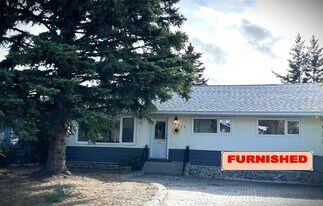 10711-10103 103 Ave in Fort St John, BC - Building Photo