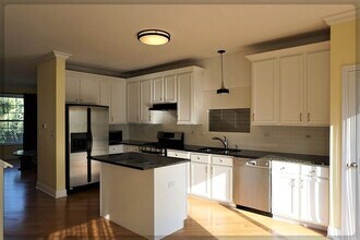 125 Rachel Rd in Willow Springs, IL - Building Photo - Building Photo