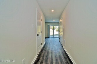 25 Baybreeze Dr in Waretown, NJ - Building Photo - Building Photo