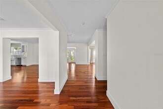 2821 W Fountain Blvd in Tampa, FL - Building Photo - Building Photo