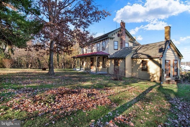 property at 330 Highview Rd