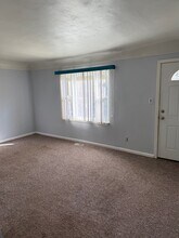 3112 W Mott Ave in Flint, MI - Building Photo - Building Photo