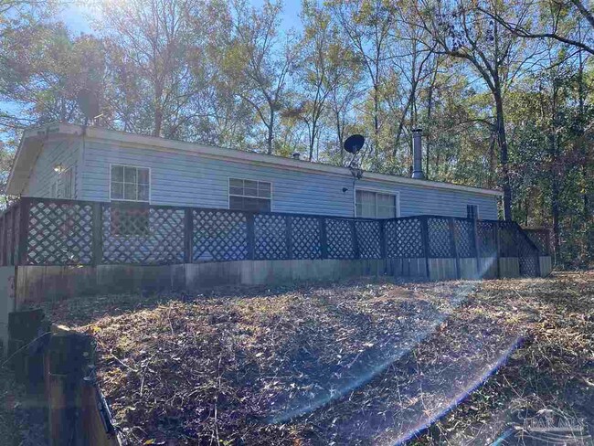 5655 Munson Hwy in Milton, FL - Building Photo - Building Photo