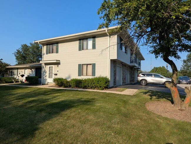 34 N Salem Dr in Schaumburg, IL - Building Photo - Building Photo