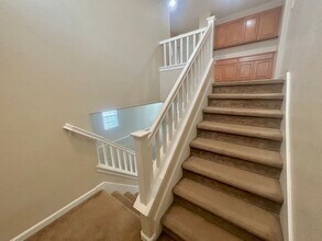 2216 Cermak Way in Elk Grove, CA - Building Photo - Building Photo