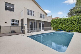 18196 Clear Brook Cir in Boca Raton, FL - Building Photo - Building Photo