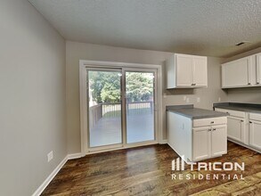 198 Brantley Pl Dr in Mooresville, NC - Building Photo - Building Photo