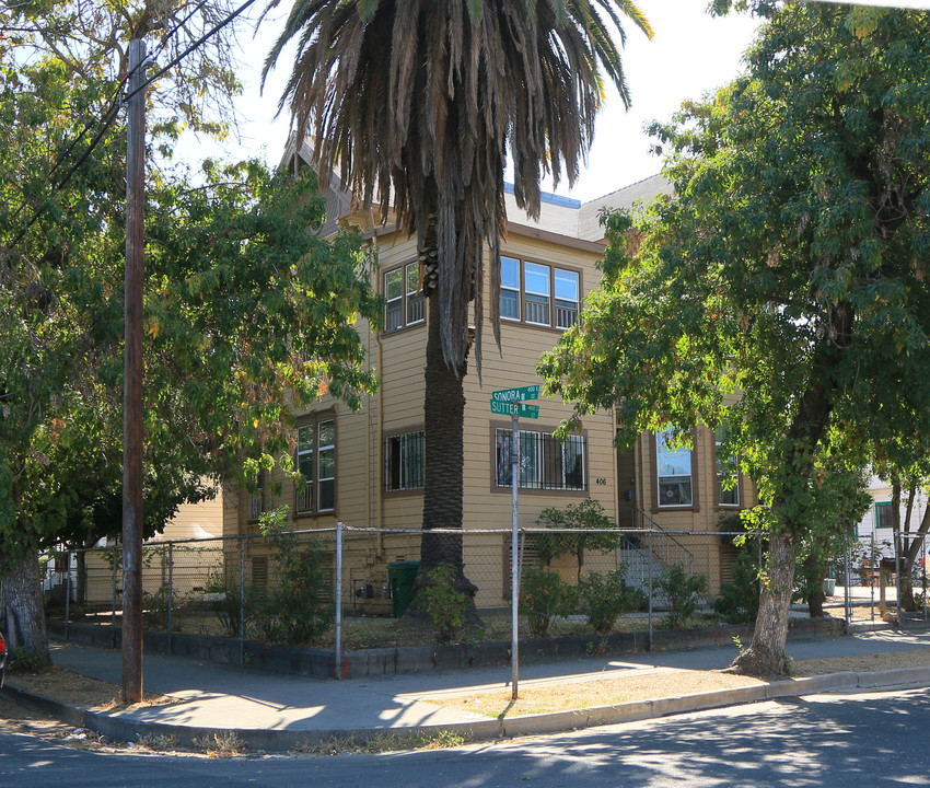 406 S Sutter St in Stockton, CA - Foto de edificio