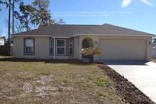 3074 Mapleshade St in Deltona, FL - Building Photo