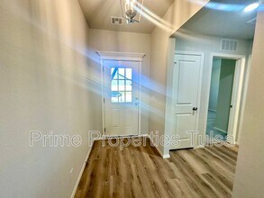 13143 S 72nd E Ave in Bixby, OK - Building Photo - Building Photo