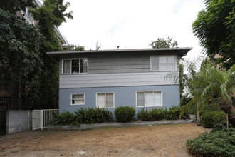 1361 Kelton Ave in Los Angeles, CA - Building Photo - Building Photo