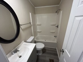 820 Depot St in Meridian, TX - Building Photo - Building Photo