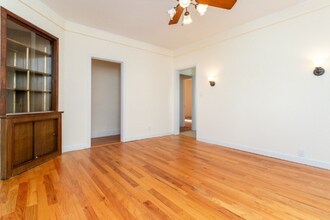 8 Hastings St, Unit 1 in Boston, MA - Foto de edificio - Building Photo