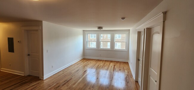 5 Poplar St in Jersey City, NJ - Building Photo - Building Photo