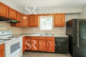 6009 Gwynn Oak Ave in Baltimore, MD - Building Photo - Building Photo