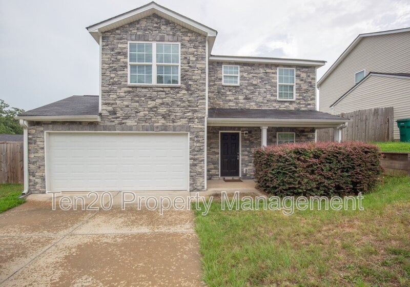 316 Irish Ln in Phenix City, AL - Building Photo