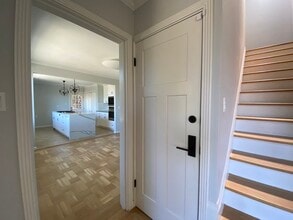 161 El Bonito Way in Millbrae, CA - Building Photo - Building Photo